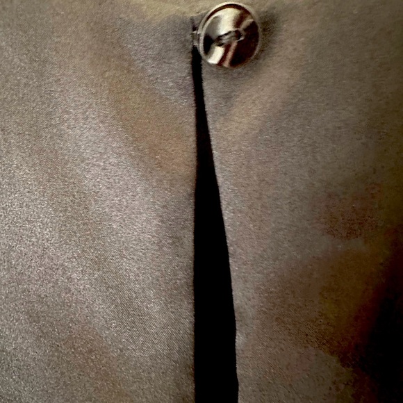 Silk Sleeveless Top - Picture 5 of 5